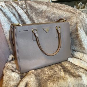 PRADA Galleria Double Zip Tote Saffiano Leather Medium